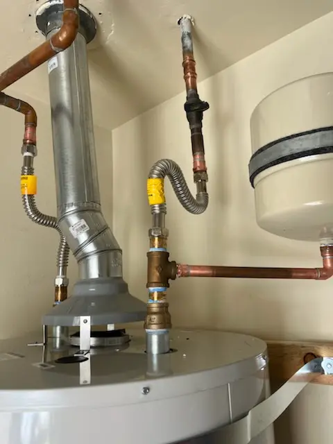 Water heater installation and plumbing repair in Long Grove Country Club Estates